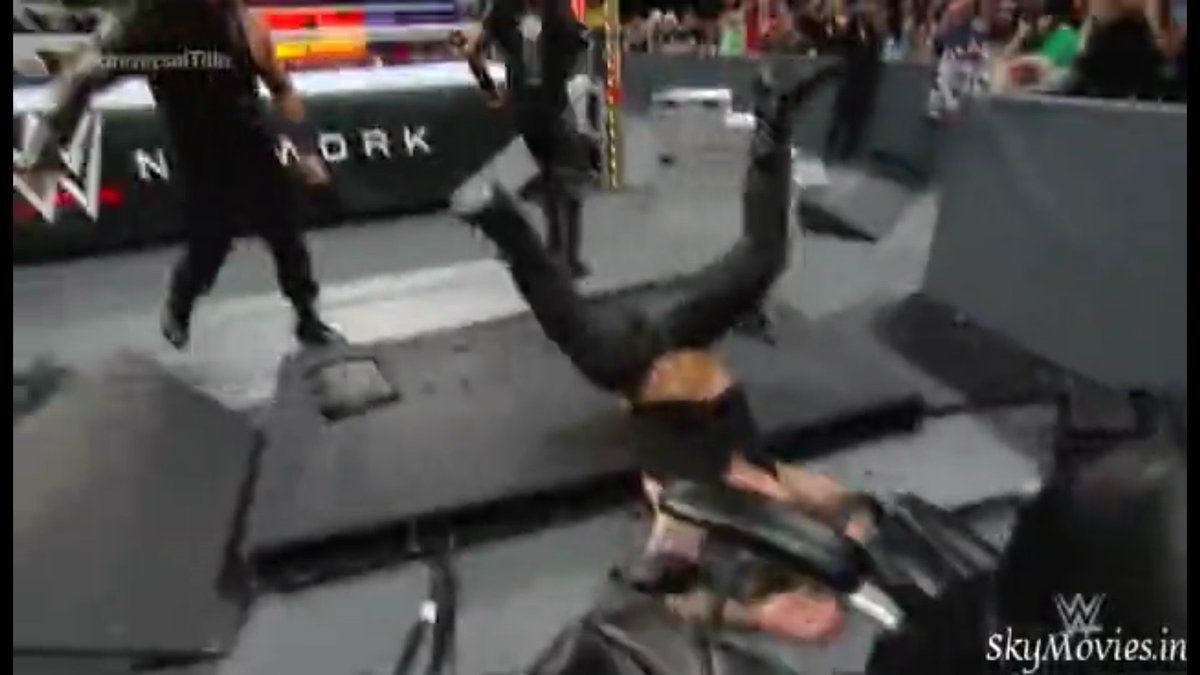 Ankitaker's tweet photo. Perfect Ending Of #WWERoadblockEndOfTheLine by destroying Owens & The Stupid Jericho https://t.co/6BsgbVCJIc