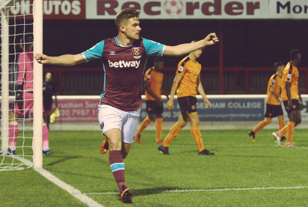 WestHam_Central's tweet photo. #MartinezTime https://t.co/xBHWAmgxji
