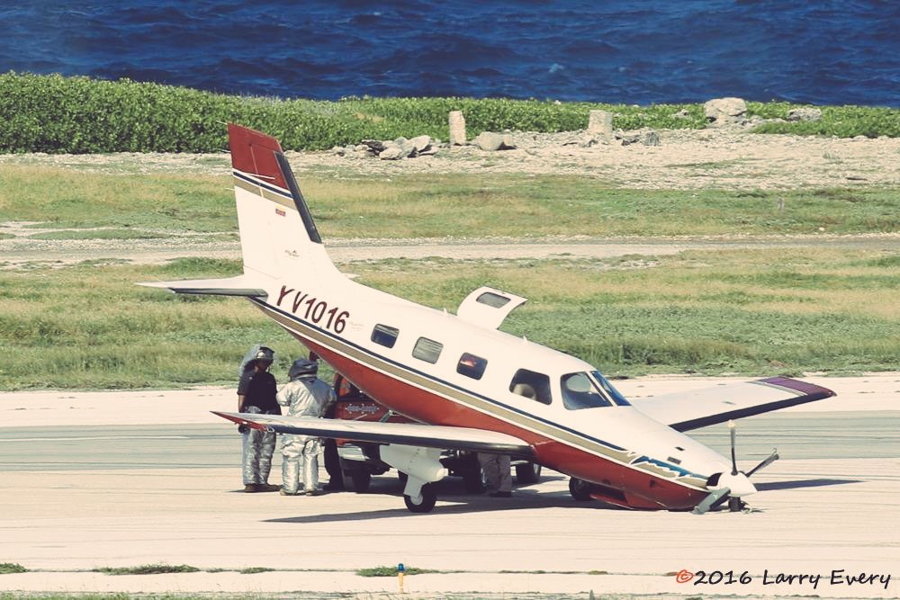 gonzalezmarit's tweet photo. #SOSCdadBolivar que dirá ahora este diputadillo de esta avioneta q es de ellos #ExigimosAlDefensor https://t.co/Lm1jPMNPJK