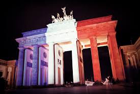 Jonathan02001's tweet image. L'histoire se répète comme pour la France .#PrayForBerlin