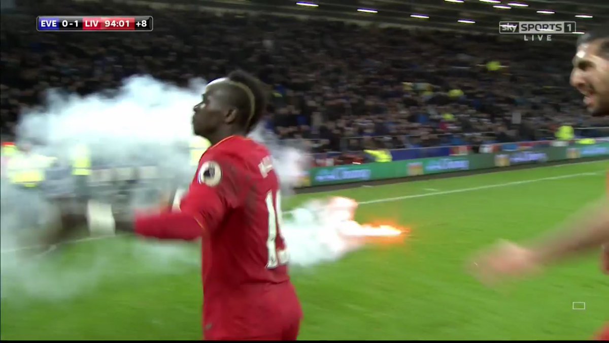 robsummerscales's tweet photo. Sadio Mane at #LFC
16 PL starts
8 goals
4 assists
π₯π₯π₯π₯π₯(literally)
#EVELIV https://t.co/QLzx9tSpa2