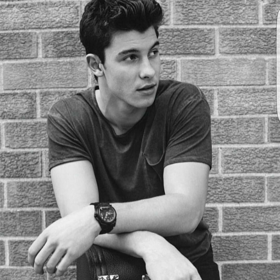 SerafinoSays's tweet photo. New Work...with #ShawnMendes for @Bulova ... #haircutbyme #mensgrooming #productstaggedinphoto #SerafinoSays #mendesarmy https://t.co/cIJCsAi2jd