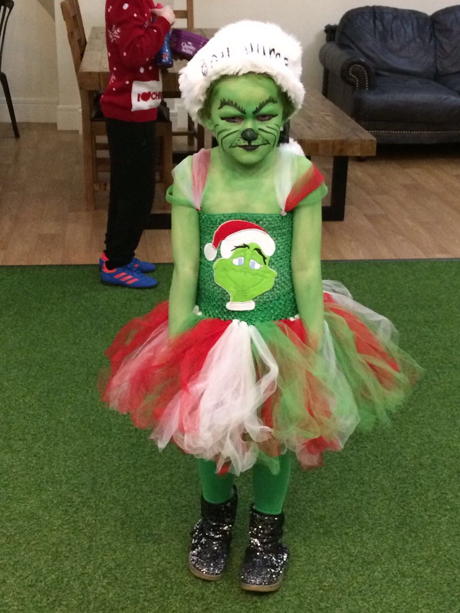 Feeling festive! #thezone #bury #christmas #keepingactive #fun