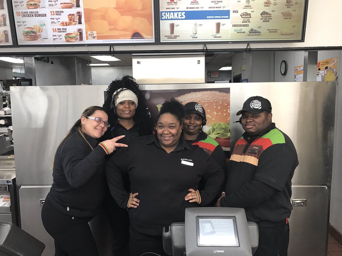 chellebae14's tweet photo. Super excited to be team @gpshospitality!!! Long awaited change!!!! #GPSPROUD #oneteamonedream #bk11715 https://t.co/a7aoYQPLOb