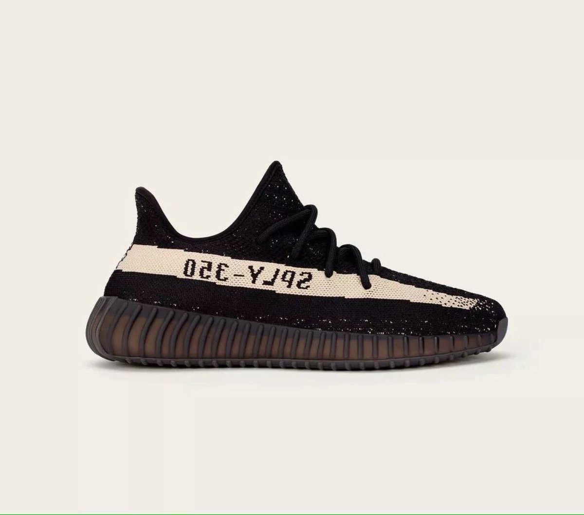 notkendrickk's tweet photo. Size 7.5 475 shipped 
Random rt gets 10$ once sold plz rt https://t.co/f57LMIXZMe