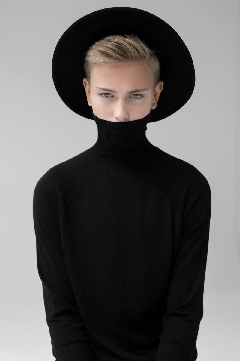 WikiMaleModels's tweet photo. Davy Swart by Alexander van Keulen. https://t.co/FJ0mNGlPuR