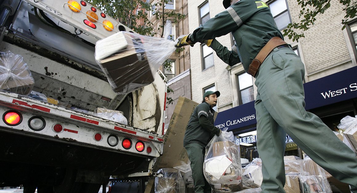 TeamstersJC16's tweet photo. Advocacy group finds city could create jobs with better recycling https://t.co/e1RrRruoN2 https://t.co/7LyxypyIoo
