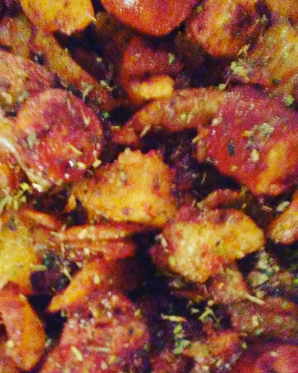 DoreneShaver1's tweet photo. Umm #delicious #fried #turkey n #cheddar #sausage with #potatoes n #onion /w #paprika n #italianseasoning ummππso #ofthehook #goodπ https://t.co/k2cGKVcfoM
