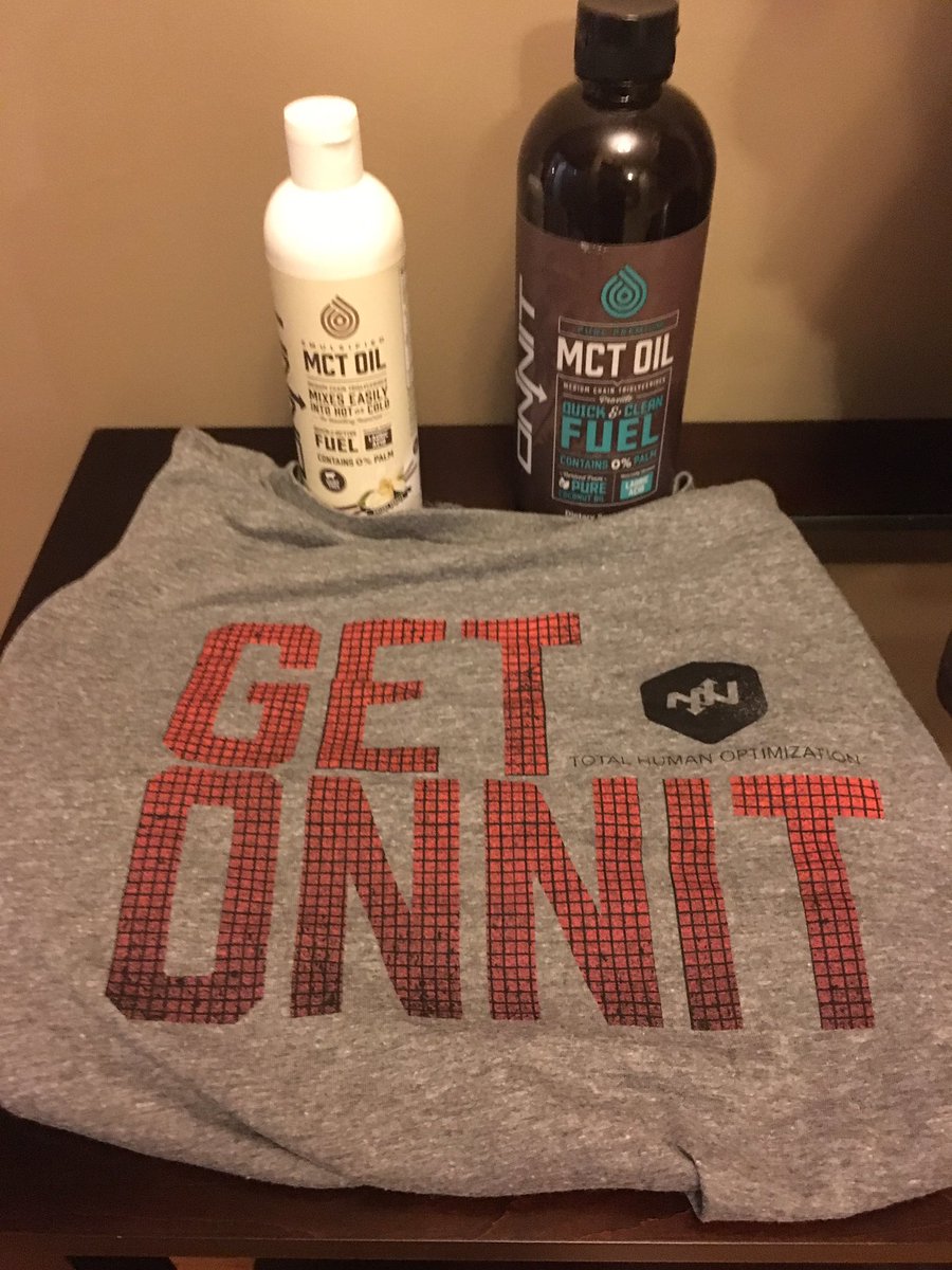 adambishop109's tweet photo. Finally got my @Onnit gear #teamonnit #getonnit https://t.co/qoe1lEjbxf