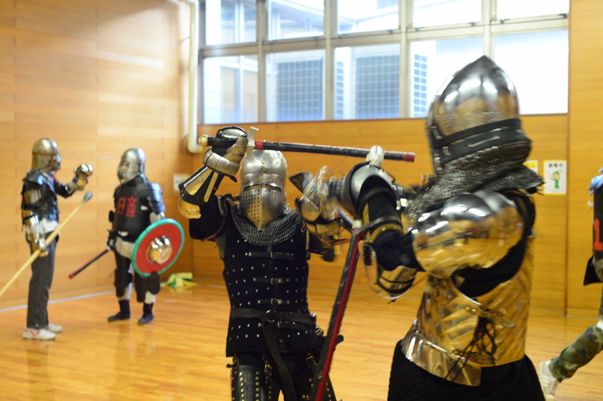 バケツヘッド 7月11日甲冑模擬戦闘訓練会 على تويتر 5 ヘヴィファイト は第一にスポーツです 楽しいからやるのです 大勢の仲間と甲冑姿で集まって野っぱらや道場を駆け回り 全力を尽くして戦う これらを面白いと思えるなら ヘヴィファイトは貴方にとって掛け替え バケツヘッド 7月11日甲冑模擬戦闘訓練会 على تويتر 5 ヘヴィファイト は第一にスポーツです 楽しいからやるのです 大勢の仲間と甲冑姿で集まって野っぱらや道場を駆け回り 全力を尽くして戦う これらを面白いと思えるなら ヘヴィファイトは貴方にとって掛け替え