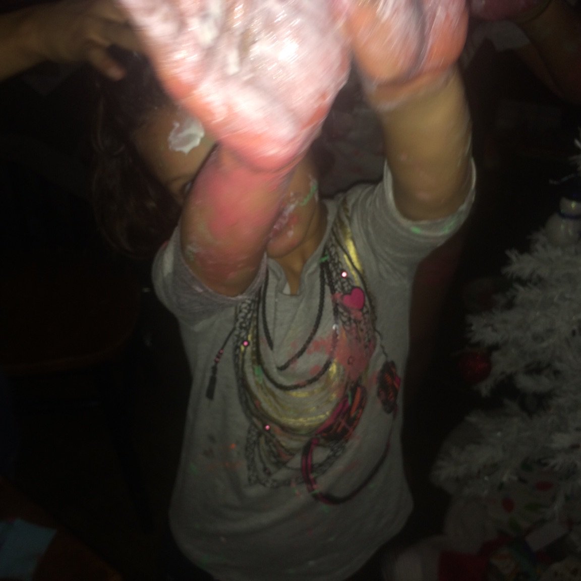 itsmekeeks's tweet photo. We took frosted cookies to a new level tonight #sweetthangs ๐โ https://t.co/aAJ2lpzEsc
