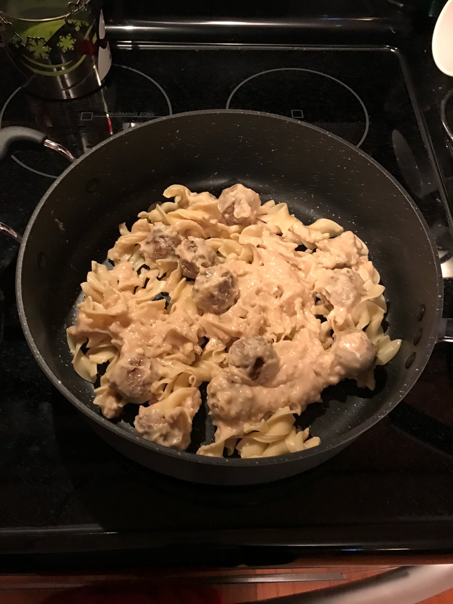 charl_donovan's tweet photo. This stone earth pan by Ozeri makes cooking a wonderful experience with the safe non-stick coating.  #ad,#sp
https://t.co/YuesXYUzKt https://t.co/kutQib95j2