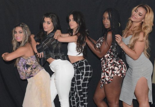 TuMedio's tweet photo. #FansReaction a la salida de Camila Cabello (@CamilaCabello97) de Fifth Harmony (@FifthHarmony) -->  https://t.co/xjTuxfCmZU
#LoveOnly https://t.co/j0PM2AClaf