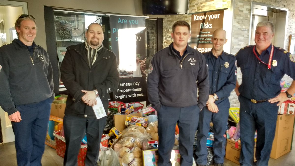 SAOrillia's tweet image. A big thank you to the @OrilliaFire for their amazing toy drive our Christmas Assistance Campaign