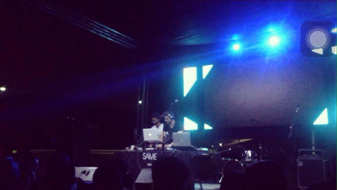 giovandj's tweet photo. -Mainstage- we are @samedjs llevamos un mensaje eterno a través de los Beats #djlife #edm #housemusic #celestialbeats #edmnews #djworld https://t.co/QhxKUvG6sz