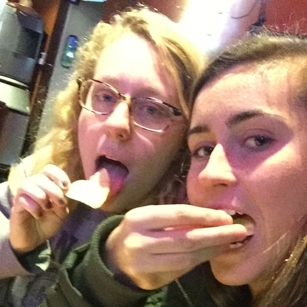 ella_webstaaa's tweet photo. Does this make you uncomfy @Armadillo_Grill @getstealz https://t.co/DCJTkI9Wse