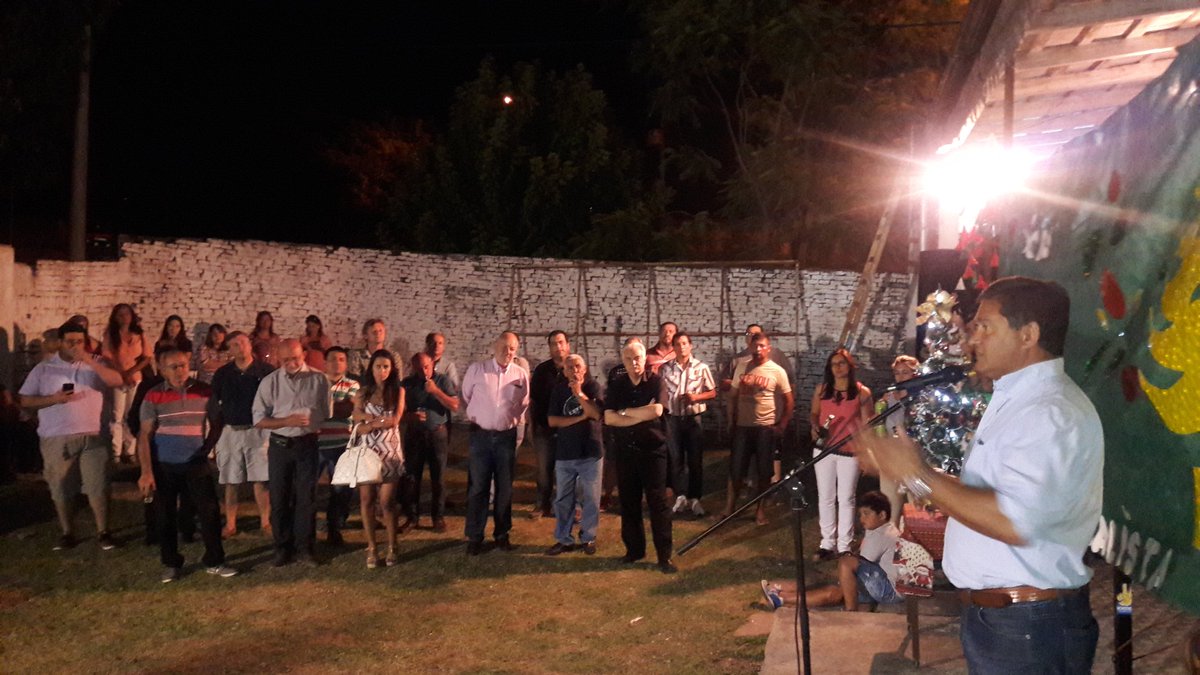 JCDARRI's tweet photo. Brindis de fin de año en la Sede del Partido Justicialista Diamante. https://t.co/ES48OcJcOD