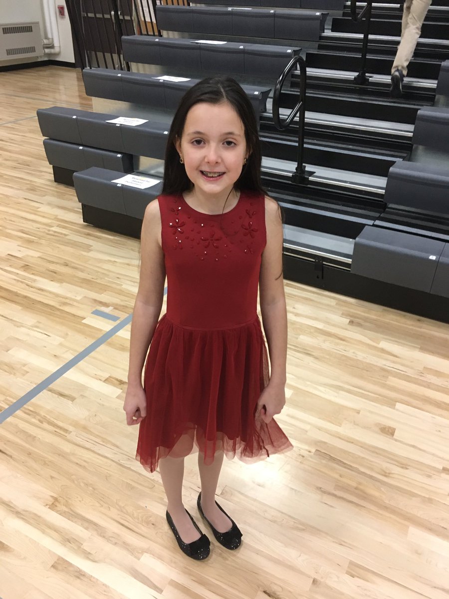 mbjaco's tweet photo. @ChefMattMarotto My 9 year old daughter Laila cried when you were eliminated from HBC. Any way you can send her a xmas note. #1fan https://t.co/xj97BcDK6B