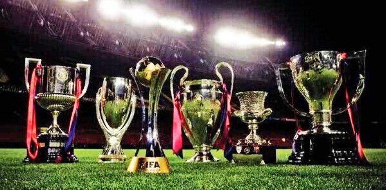 UN AÑO INOLVIDABLE. 7 años del HISTÓRICO SEXTETE del FC Barcelona de Pep Guardiola: somosinvictos.com/2016/12/19/un-…