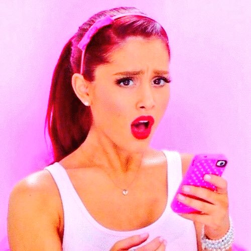 pop_pictures's tweet photo. ❄️Ariana Grande
so cute
#AriAMAs
. https://t.co/eXJMuAnzoK