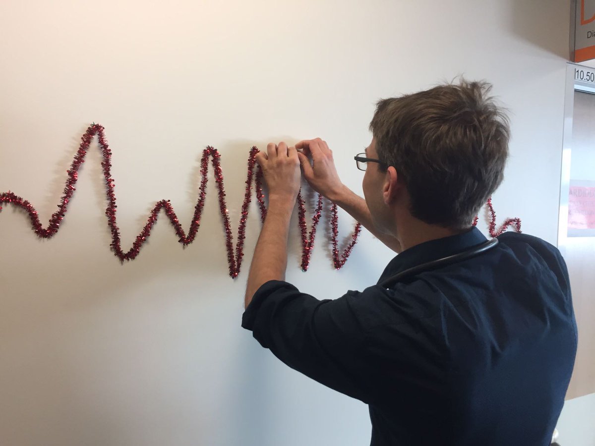 EPinnovation's tweet photo. Approach to intra(or is it epi?)mural seasonal VT #xmasvt #epnerd @HRSonline @MelbHeartRhythm https://t.co/3HS2D0kRFI