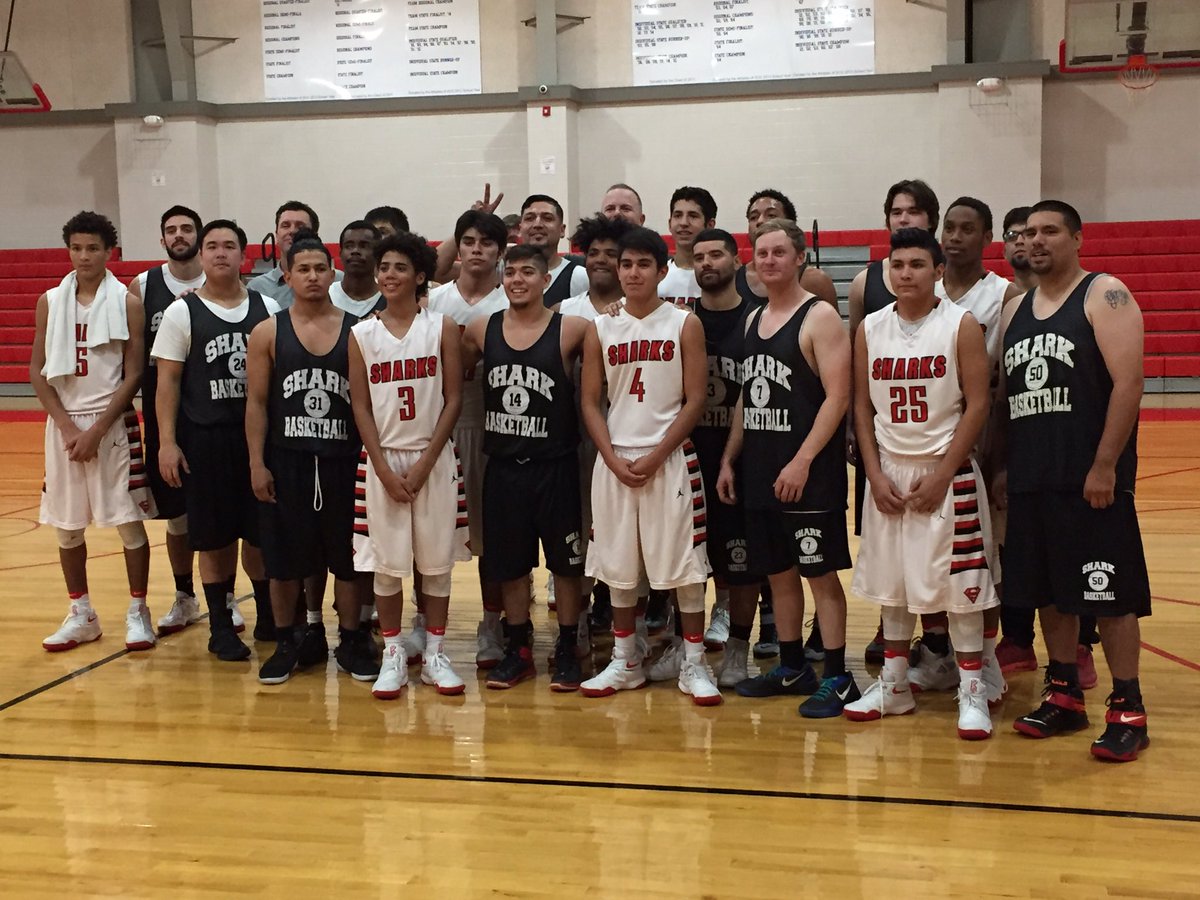 The old and the new hit the court tonight in the Shark alumni basketball game. 61 PHS-67 alumni