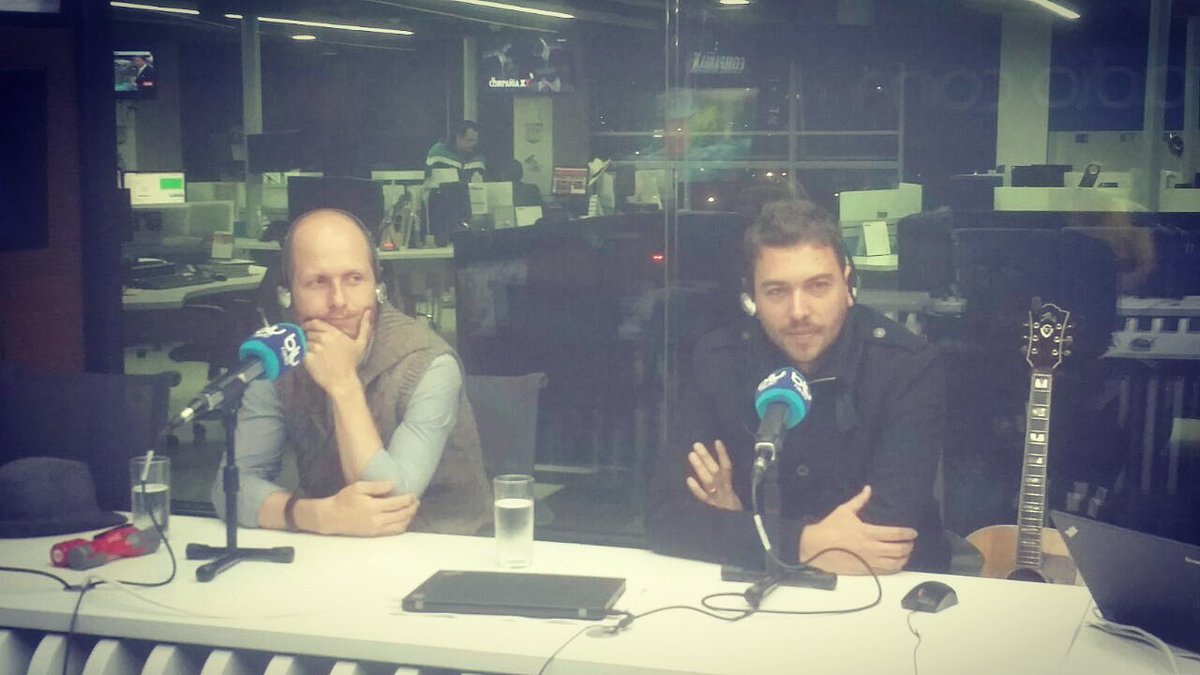 corpmarmaz's tweet photo. @SanalejoOficial visitó el estudio de @BluRadioCo. #GiraDeMedios. https://t.co/LwHqwMx2iz