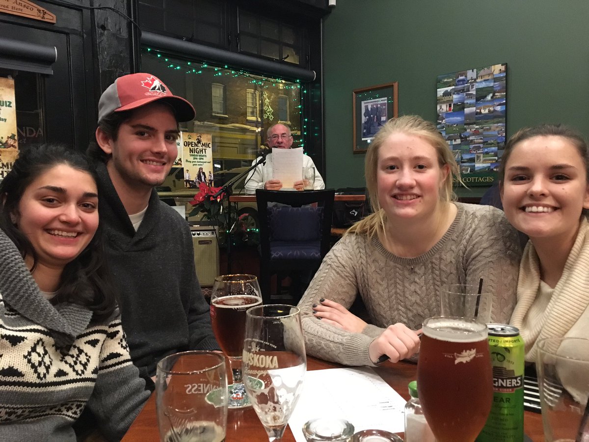 rosskayla_'s tweet photo. Trivia night at #KellysPub in @Townbracebridge while enjoying a @MuskokaBrewery Cream Ale. https://t.co/UwAoIK4uV1