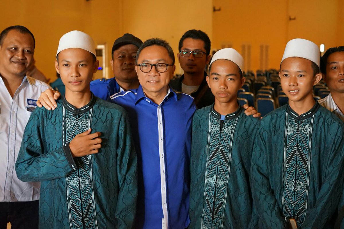 Official_PAN's tweet photo. 9. Tujuannya tak semata penghargaan. Tetapi jaminan kepuasan yang harus dirasakan masyarakat dengan adanya PAN diantara mereka
#PANBerbenah https://t.co/yDyKnJfPs0