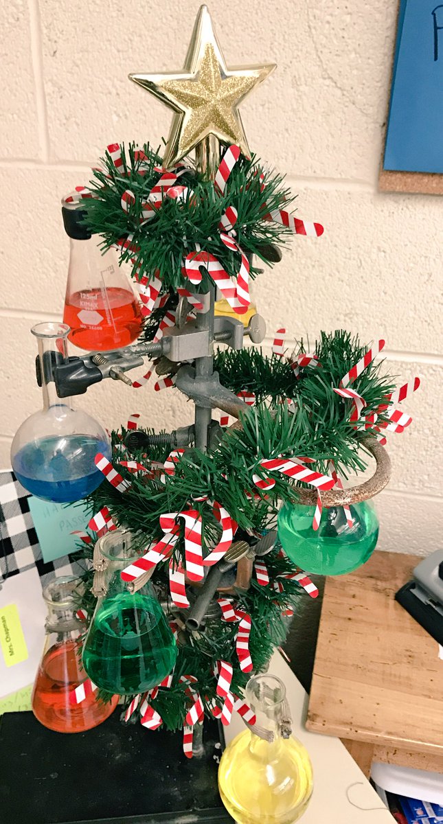 ChapmanScience's tweet photo. Oh chemis-tree, oh chemis-tree!! 🎄🎄🎄 https://t.co/GeNS947t9N
