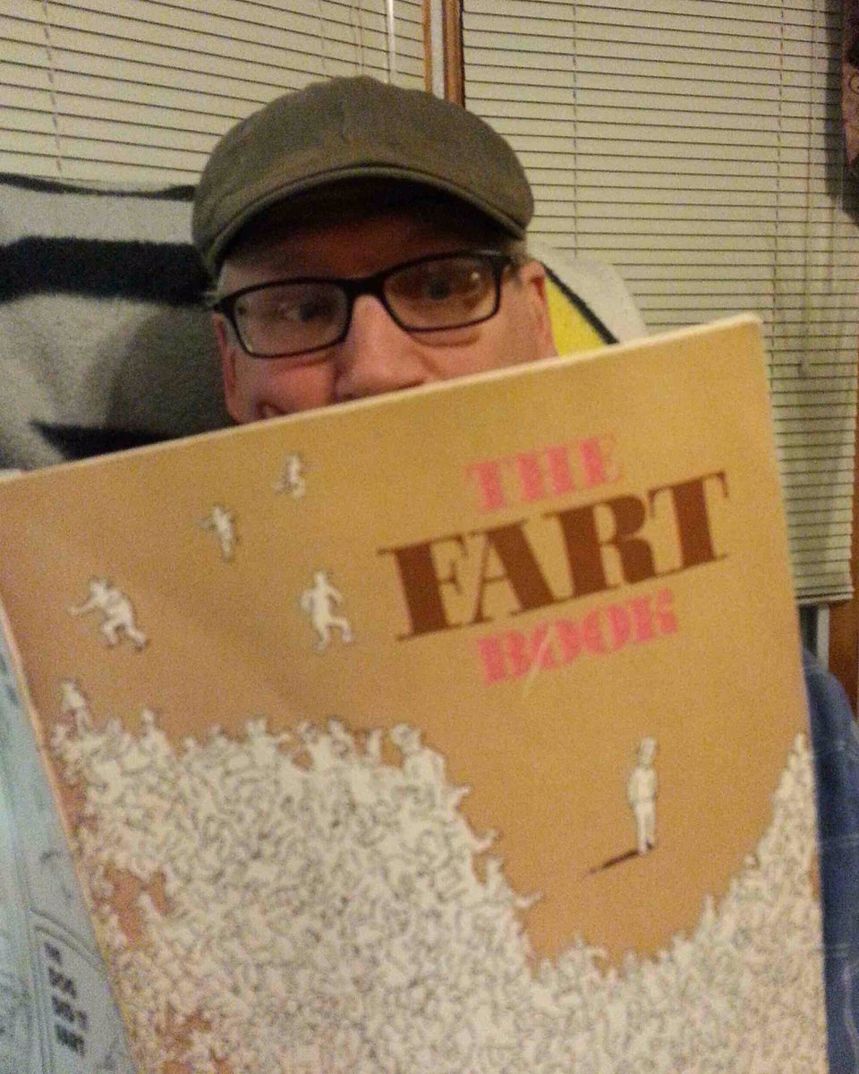 Slade2Rick's tweet image. Sitting in front of a warm fire with a good book on a cold winter night !