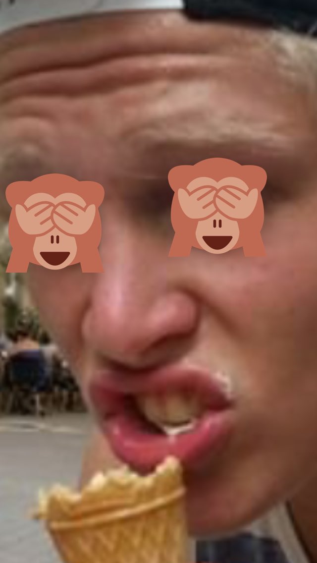 goofysdick's tweet photo. When she tastes a lil sour https://t.co/ROTKOhCLxe