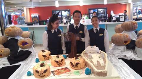 Kelas Florida kini sudah dibuka lho .bagi yang lulus SMU pengen langsung dpt kerjaan + jalan2 ke luar negeri  WA/BBM 081217277557 | 29512903