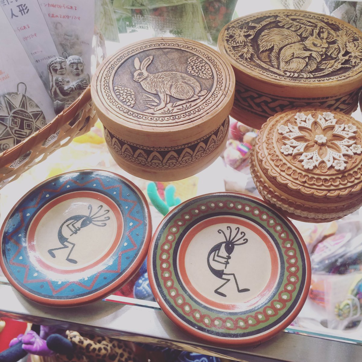 omamoriyasan's tweet photo. インテリア的
#お守り屋さん #お守り #ココペリ #kokopelli #ウォールプレート #wallplate #interior#ベレスタ #白樺 #工芸品#民芸品 #craft #siberia #beresta #うさぎ #ウサギ #🐇 #animal #rabbit https://t.co/YylgmfugA1