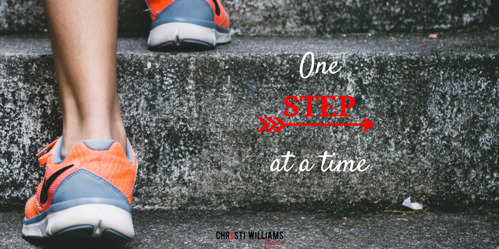 WilliamsChristi's tweet photo. You've got this ❤️💪 #onestep https://t.co/LXN5MjI6cv