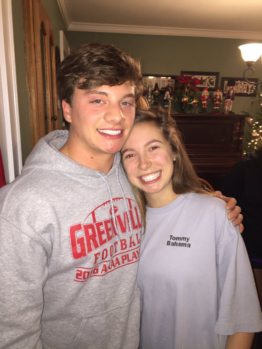 samfhenryy's tweet photo. happy bday to the best cousin!!!! love you so much thanks for all you do😀😀 #didyouknowwewerecousins https://t.co/1C1FyB9Qaq