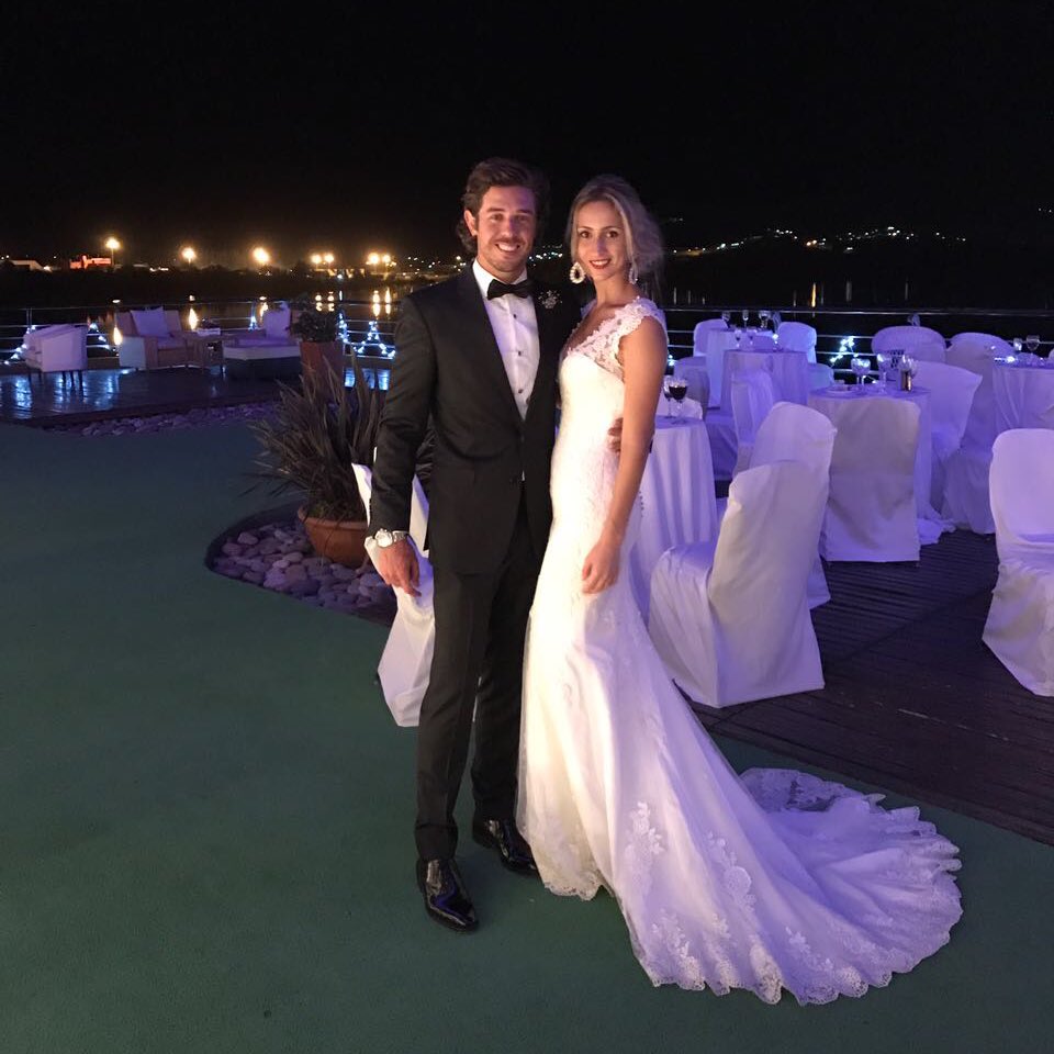 He became one of #LosCinco on Dec 4, secured #WebTour starts on Dec 11 &amp; married Vicky on Dec 17. What a way to close 2016 Puma Domínguez!👏🏽