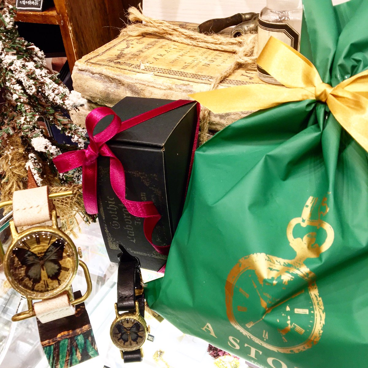 A Story Tokyo 新宿 お店で作った手作り腕時計 セレクトした作家物アクセサリーをご紹介 クリスマスはa Storyへ 心に寄り添うクリスマスプレゼントご用意しております 腕時計 T Co 1nqcea1eak 腕時計 ハンドメイド 手作り腕時計 A Story Tokyo 新宿 お店で作った手作り腕時計 セレクトした作家物アクセサリーをご紹介 クリスマスはa Storyへ 心に寄り添うクリスマスプレゼントご用意しております 腕時計 T Co 1nqcea1eak 腕時計 ハンドメイド 手作り腕時計
