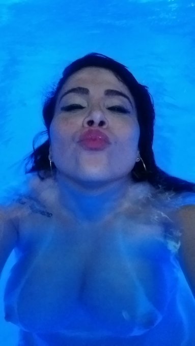 #sono #soninho . Fuuuiii. #SorayaCarioca @SorayaCarioca77 https://t.co/ZlGosvTUvQ<a href="/tag/sono"class="tags">#sono</a><a href="/tag/soninho"class="tags">#soninho</a><a href="/tag/sorayacarioca"class="tags">#SorayaCarioca</a><a class="tags" target="_blank" title="On Twitter" href="/?out=eyJ0eXAiOiJKV1QiLCJhbGciOiJIUzUxMiJ9.eyJpYXQiOjE3MjAwMDI4NDMsImlzcyI6InR3cG9ybnN0YXJzLmNvbSIsIm5iZiI6MTcyMDAwMjg0MywiZXhwIjoxNzUxNTM4ODQzLCJyZWRpcmVjdF91cmwiOiJodHRwczovL3R3aXR0ZXIuY29tL1NvcmF5YUNhcmlvY2E3NyJ9.YFEcdq4Eute193baKcgE5l8jIQw6q24H6DlvjfRdXzGN7R-JJ0eQRtItOwJUaZOCPb8rSmGmio7e5bO0IOnEjw">@SorayaCarioca77</a>