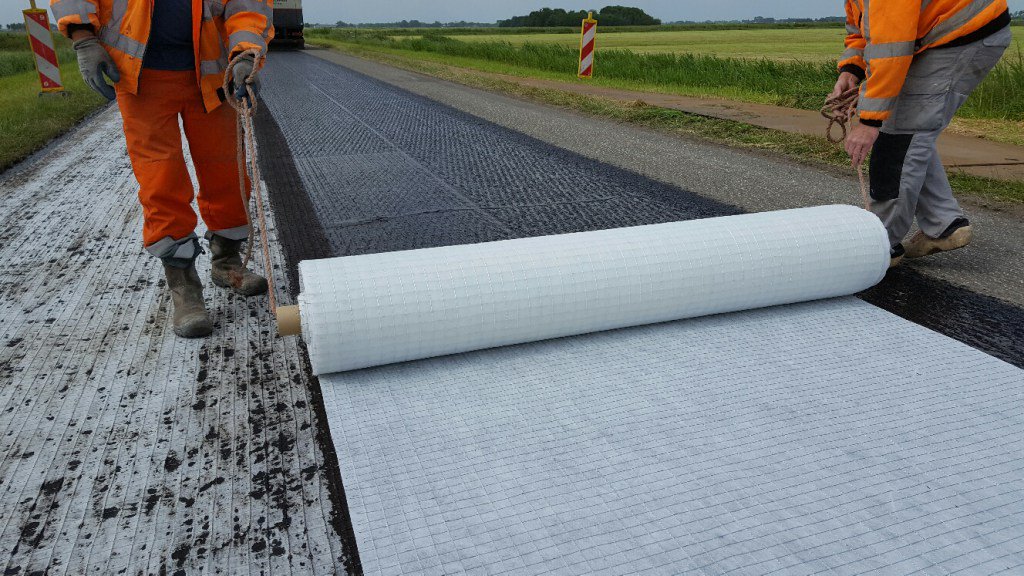 GrondWegWaterNL's tweet image. Gebruiksvriendelijk alternatief voor bestaande asfaltwapening @IntercodamINF #wegenbouw gww-bouw.nl/gebruiksvriend…