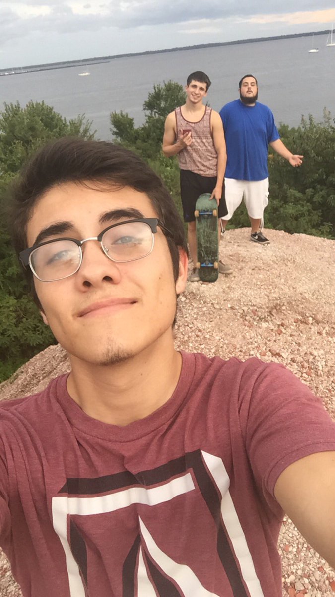 Jierdenn's tweet photo. happy birthday to my pussy ass bestfriend @DylanldsZino , we've had some good years and many more to come brother 😂💯 https://t.co/QonlYTRATM