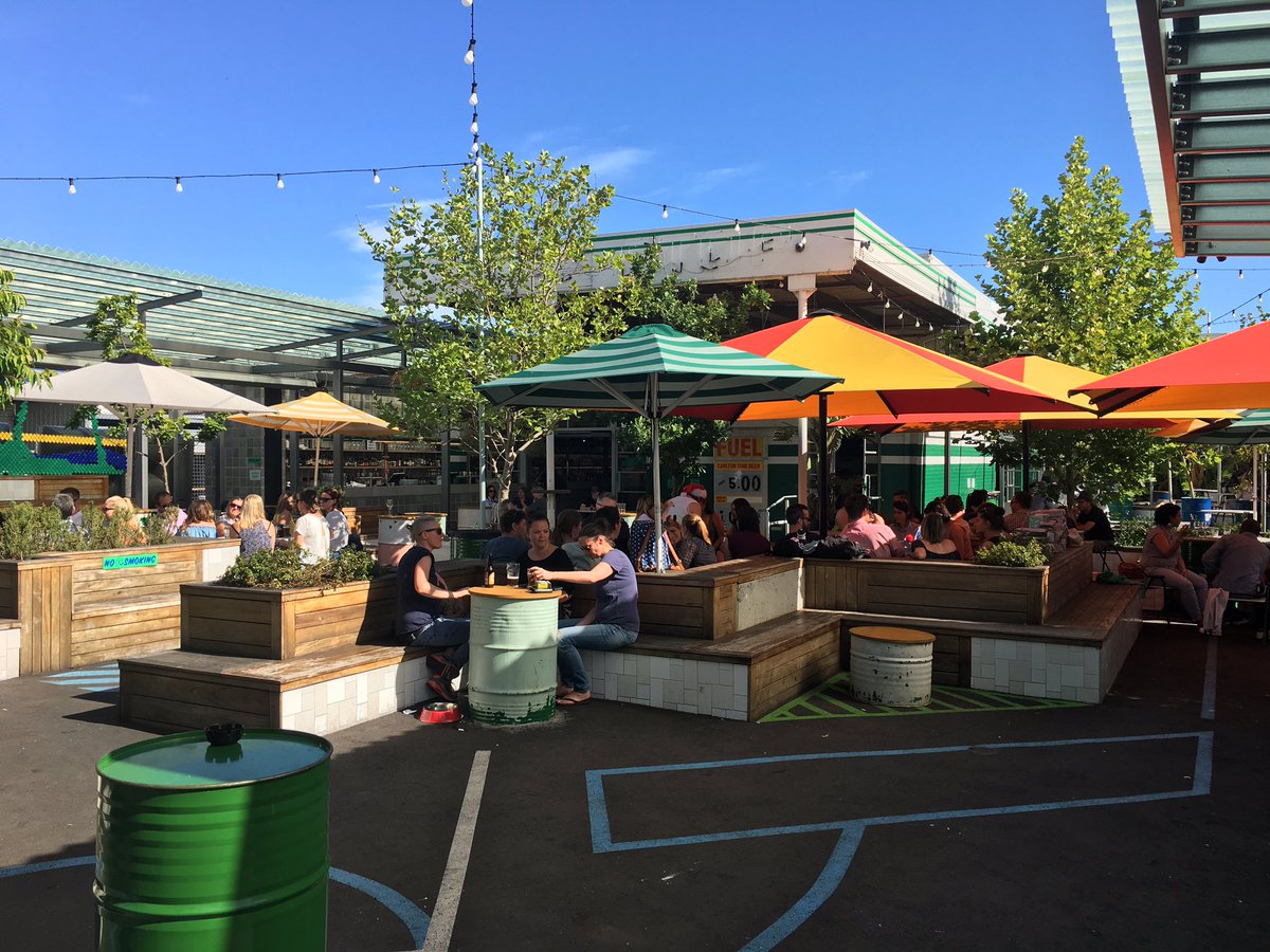ManhattanVan's tweet photo. The sun is shining, the beer is cold and the festive season has really kicked off @wttbar Welcome to Thornbury.

Come say G'Day.. https://t.co/TMk4XH4ypG