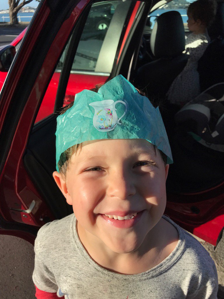 sponno's tweet image. King Charles... haha #charlesproxy