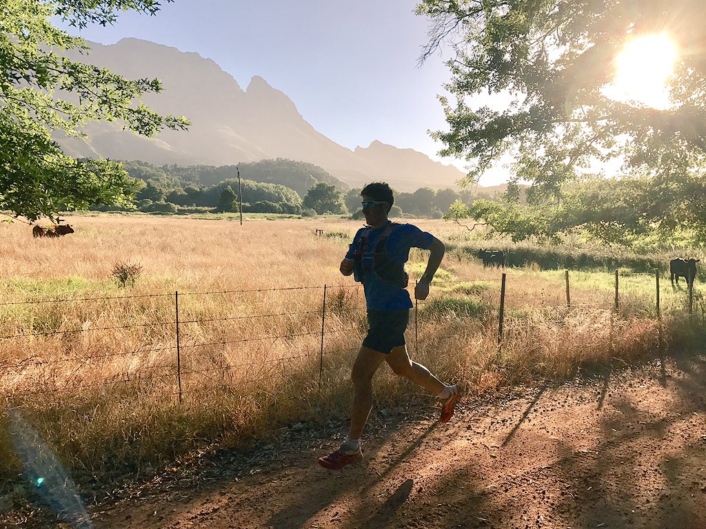 christiaangrey's tweet photo. Summer time: How going to work becomes fun! Commute method: @Salomon_SA shoes, 12L skin set &amp; @Sea_To_Summit towel https://t.co/o8RMGTFZ5l