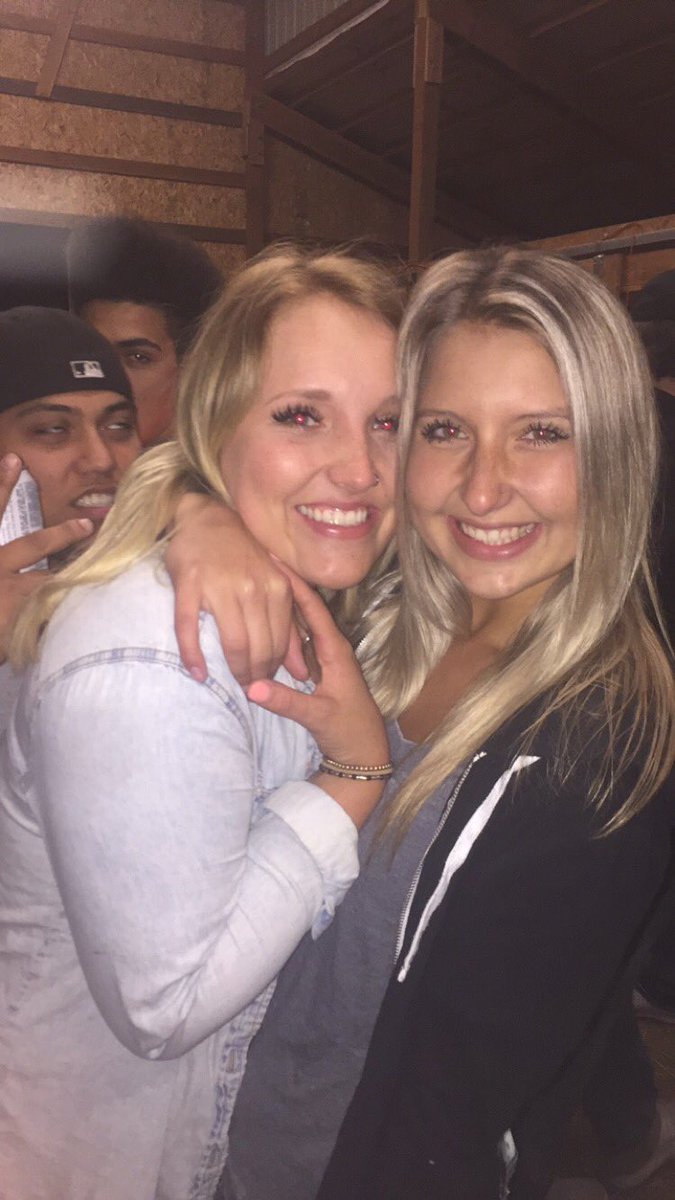 drewchris4's tweet photo. HBD to one of the sweetest &amp; cutest girls ever 💓🌟 https://t.co/4Zro3jnzVE