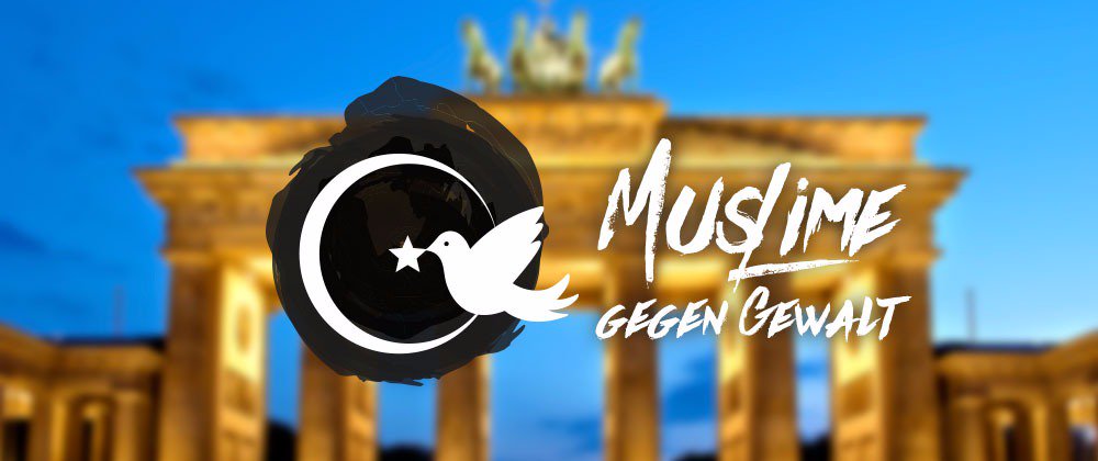 AhmadiyyaDE's tweet photo. Pressemitteilung: Ahmadiyya Muslim Jamaat verurteilt den mutmaßlichen Terroranschlag in #Breitscheidplatz #Berlin. https://t.co/wzWj6yPLus https://t.co/P6oml9yxlG