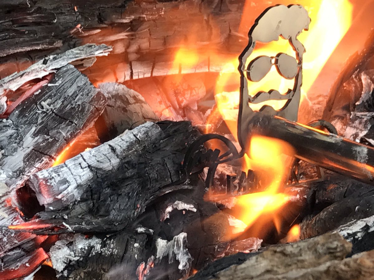 • D • B • B • tweet media