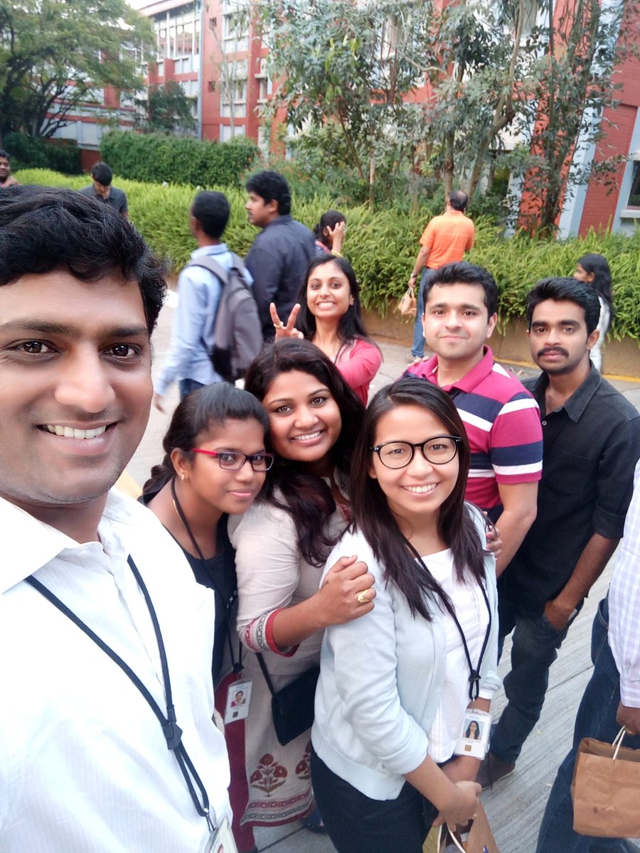 swapnakothuri's tweet image. Having 1 more fun day with  crazy colleagues.. My team is just awesome #fEVerfun