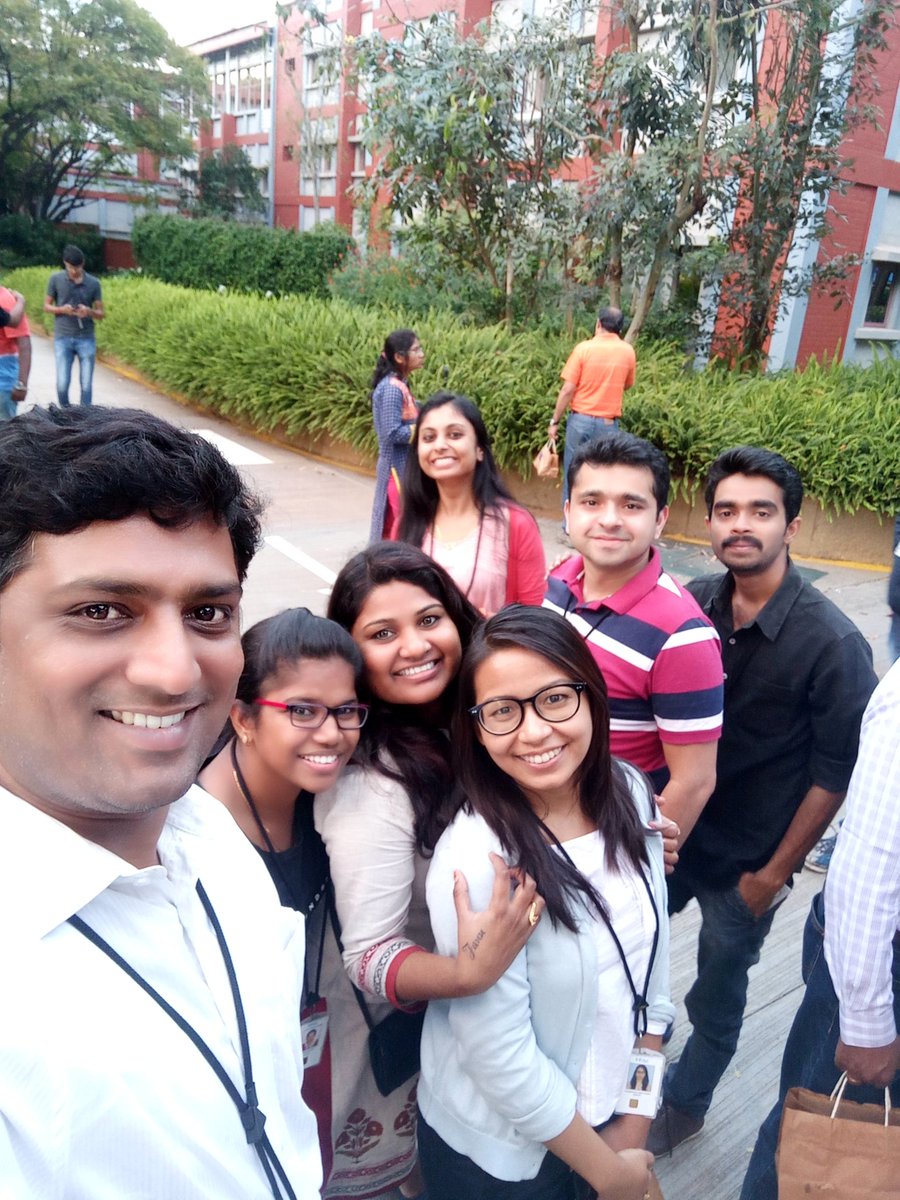 swapnakothuri's tweet image. Having 1 more fun day with  crazy colleagues.. My team is just awesome #fEVerfun