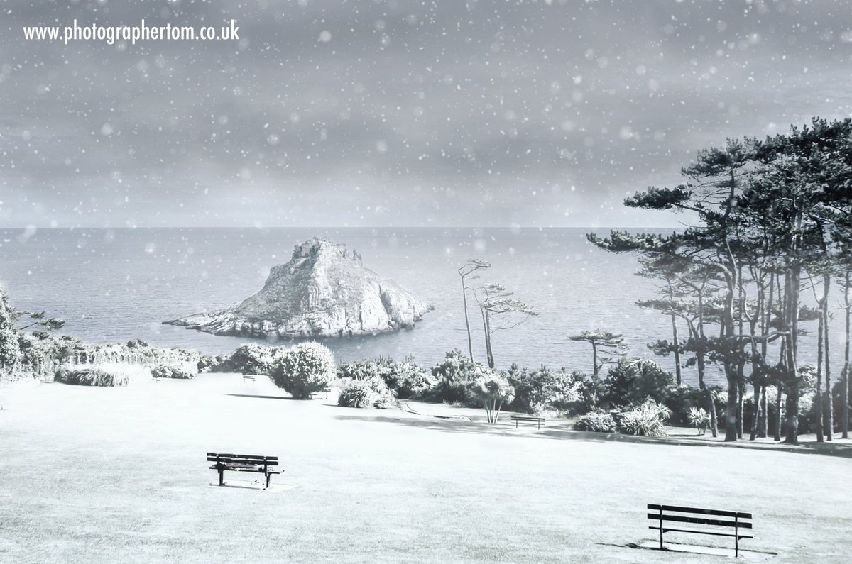 #WhiteChristmas around #Torbay Festive photographic finagling🎄🎄🎄🎄
mglibrary.co.uk 🎄🎄🎄🎄  bit.ly/1L7gO3a